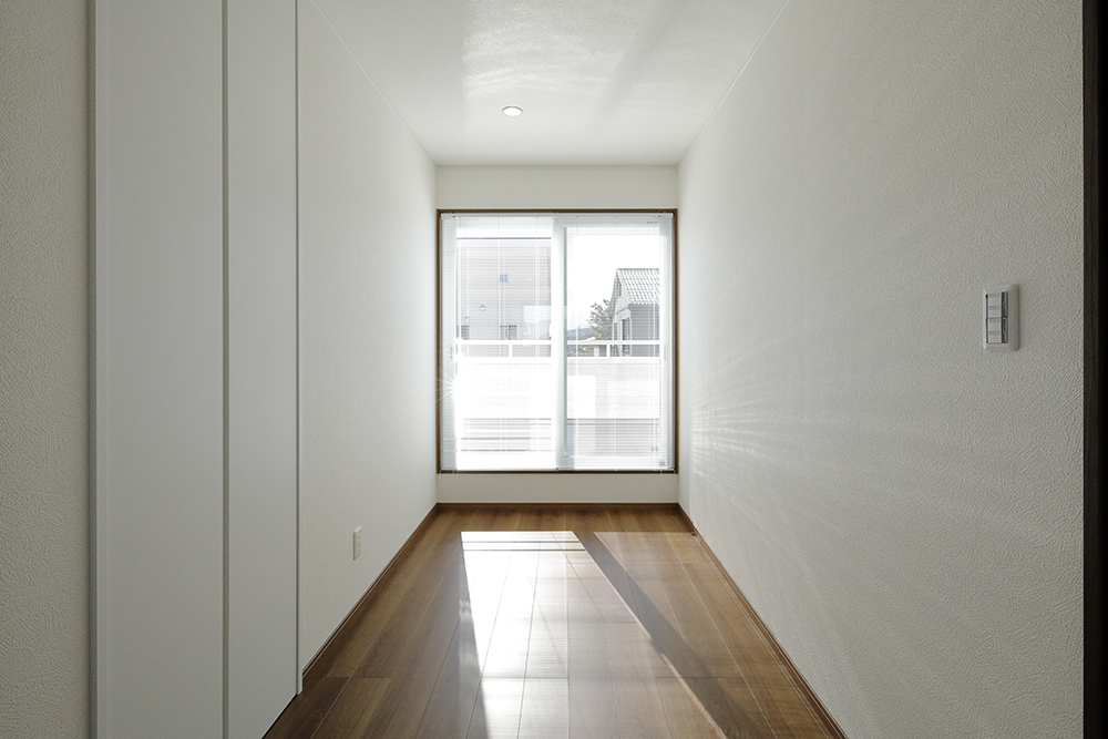 千曲市杭瀬下 室内