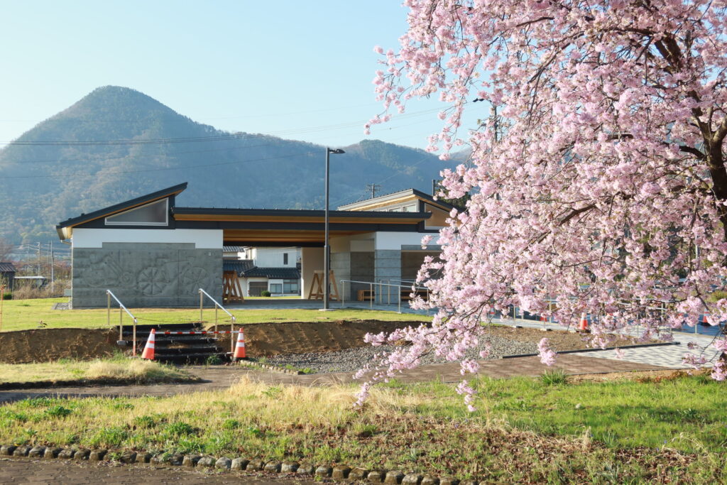 女沢公園トイレ新築工事