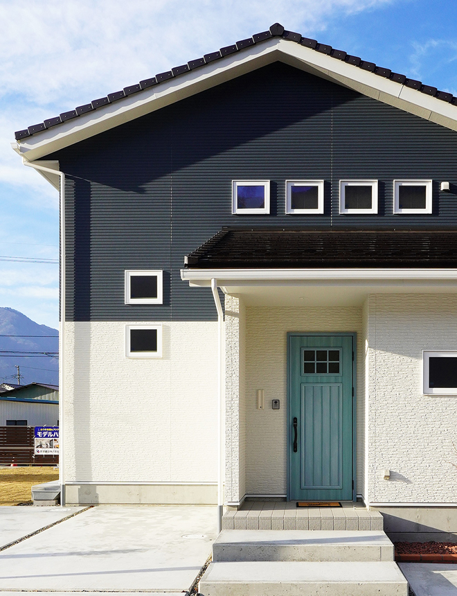 千曲市寂蒔の等身大モデルハウス