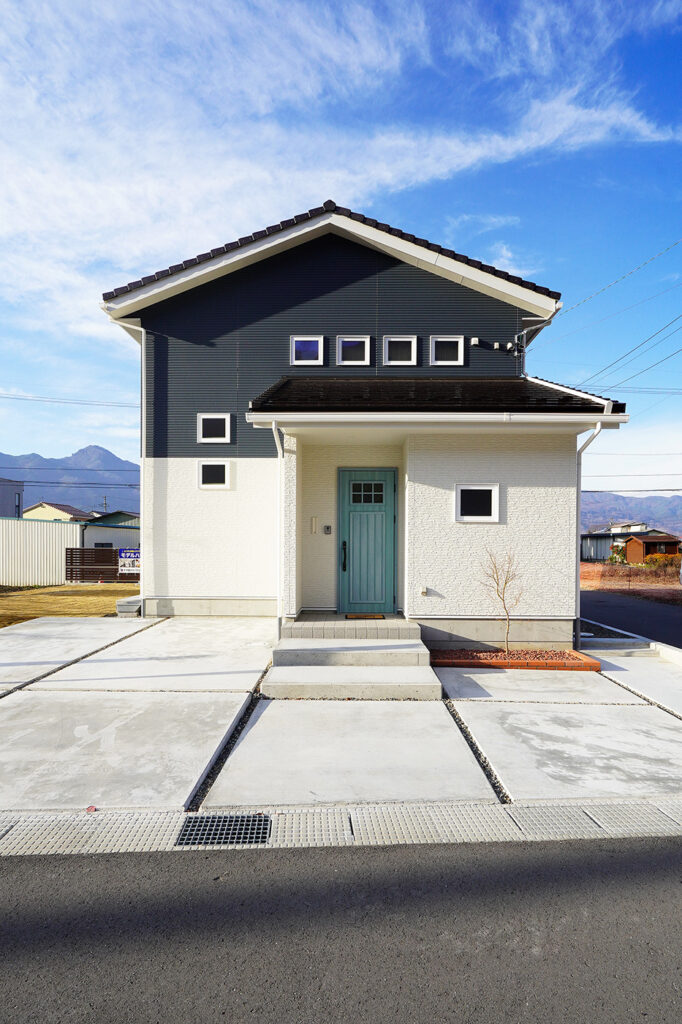 千曲市寂蒔 モデルハウス 外観