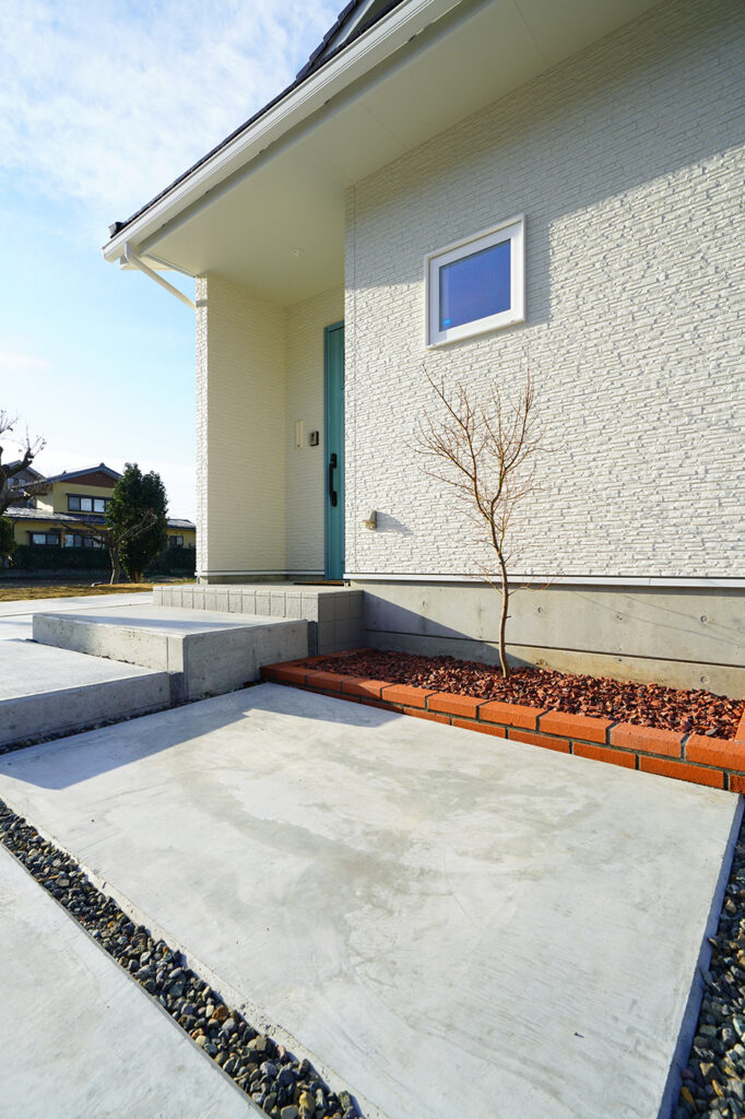 千曲市寂蒔 モデルハウス 外観