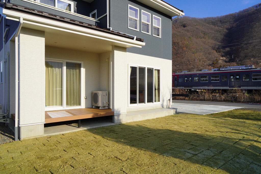 千曲市寂蒔 モデルハウス 外観