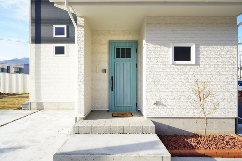 千曲市寂蒔 モデルハウス 外観